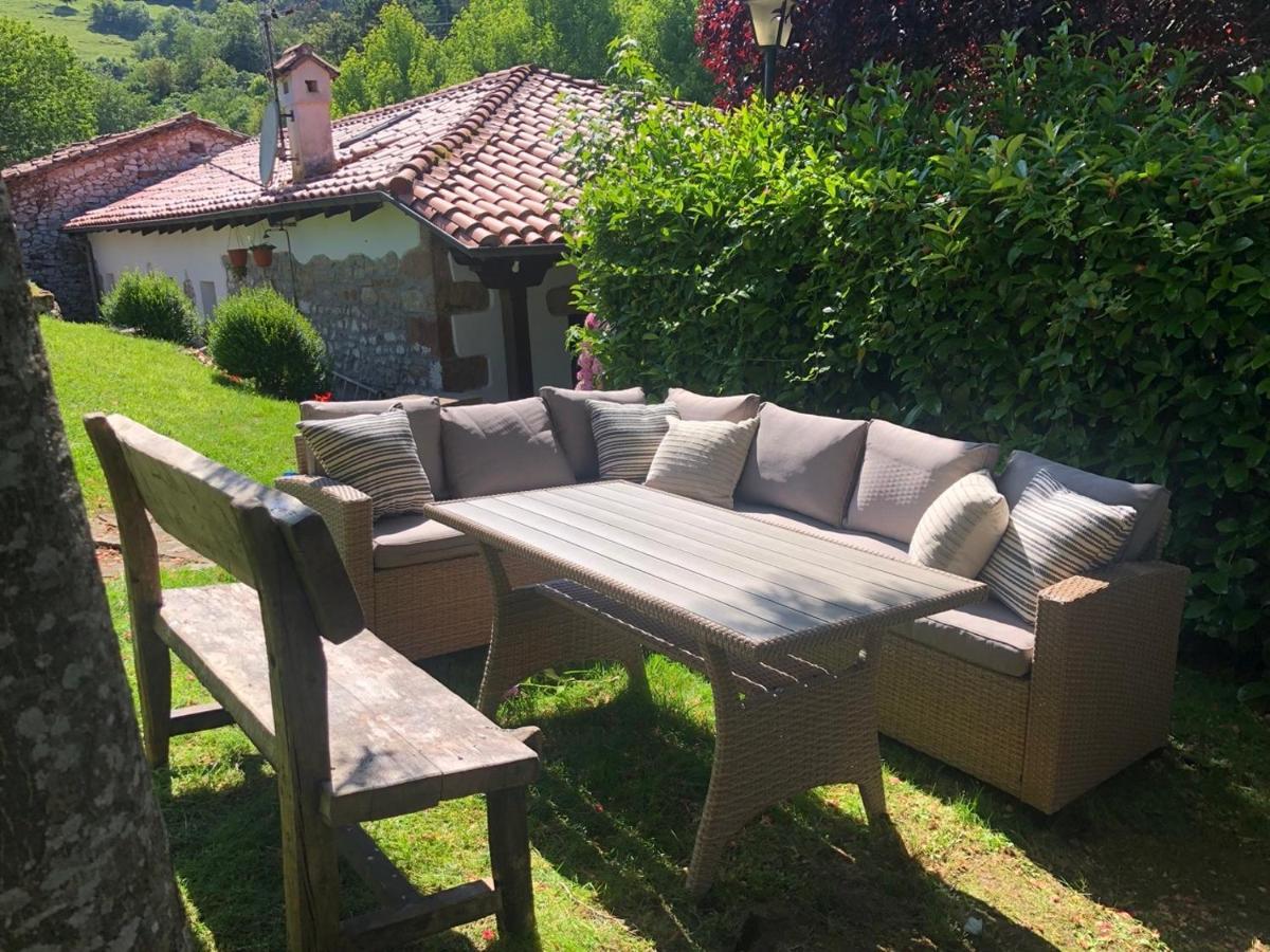 Hdec Hosteria De Castaneda Alojamiento Turistico Puente Viesgo Bagian luar foto