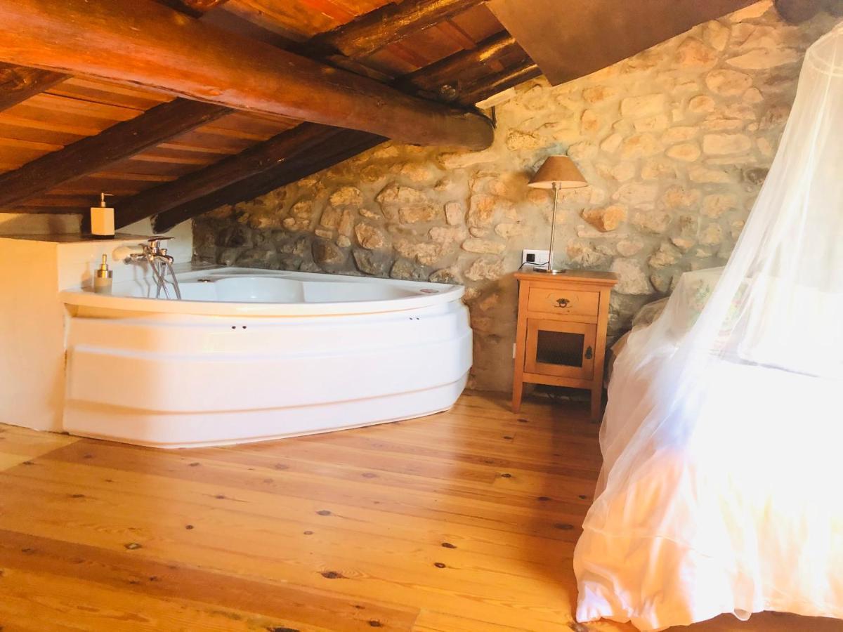 Hdec Hosteria De Castaneda Alojamiento Turistico Puente Viesgo Bagian luar foto