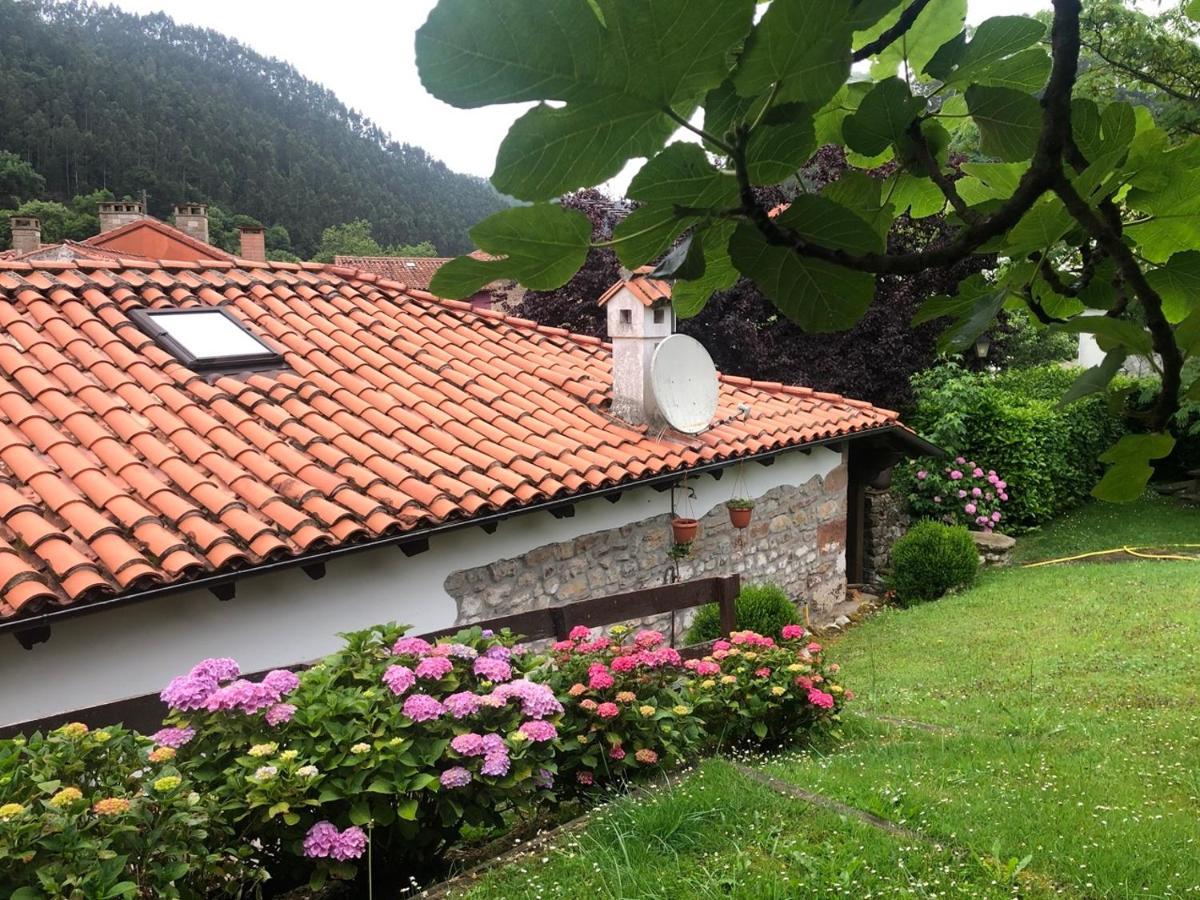 Hdec Hosteria De Castaneda Alojamiento Turistico Puente Viesgo Bagian luar foto