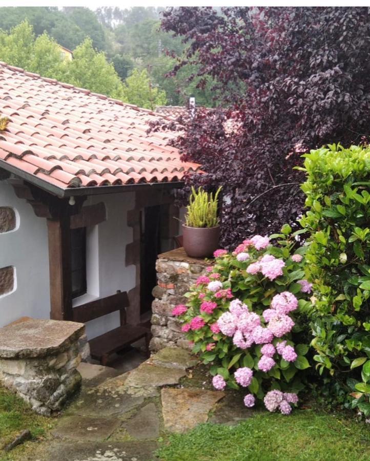 Hdec Hosteria De Castaneda Alojamiento Turistico Puente Viesgo Bagian luar foto